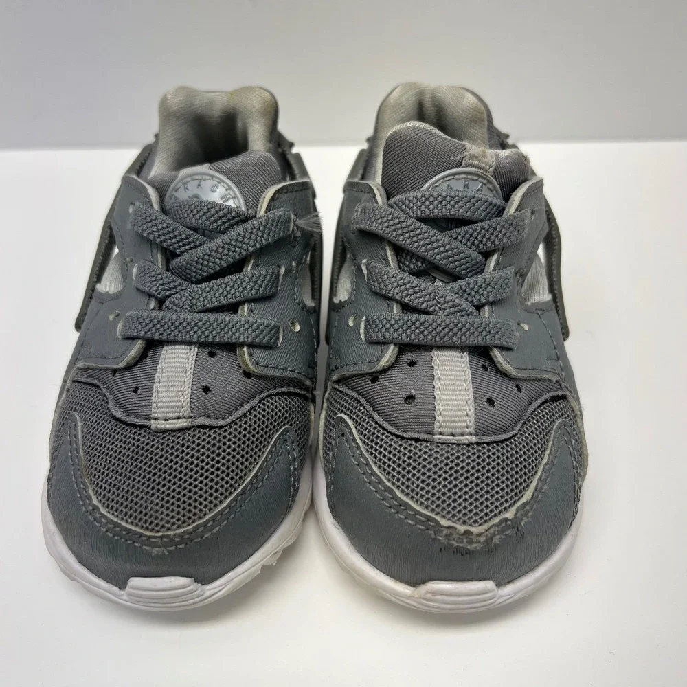 Nike Kids Toddler Air Huarache Grey White Athletic‎ Sneakers Size 4C READ